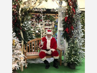 A Local Retailer Offers an Early Christmas Gift 