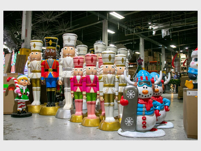 American Christmas' Iconic Holiday Décor Sample Sale: Bring Home One-of-a-Kind Christmas Displays
